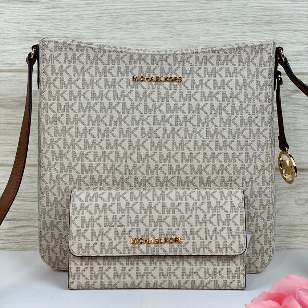 🌺Michael Kors LG Crossbody Bag & Wallet Set